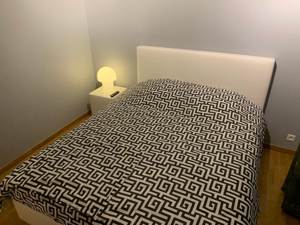 Privé-kamer Centrum Met Eigen Badkamer/wc * Oostende